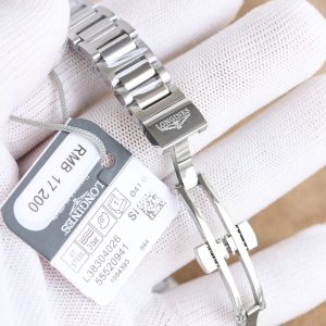 Ladies' Longines HydroConquest Super Clone Watch with Cash on Delivery 1067674416 - macro shot | HydroConquest